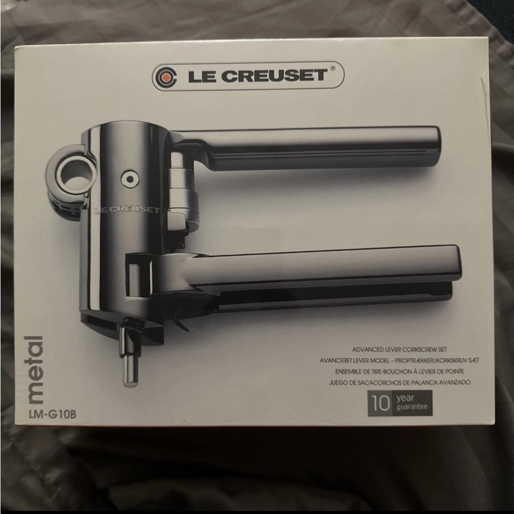 Le Creuset Black Metal Wine Opener